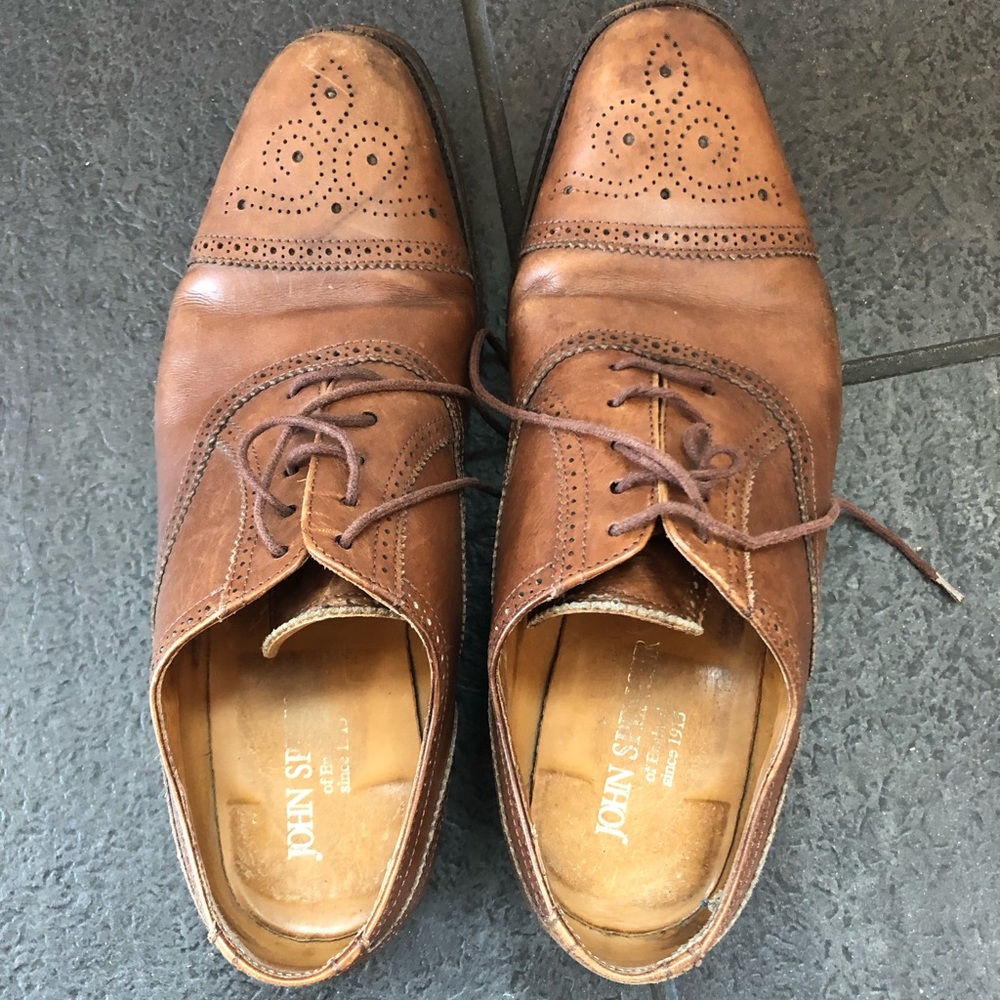 John Spencer brown leather oxfords